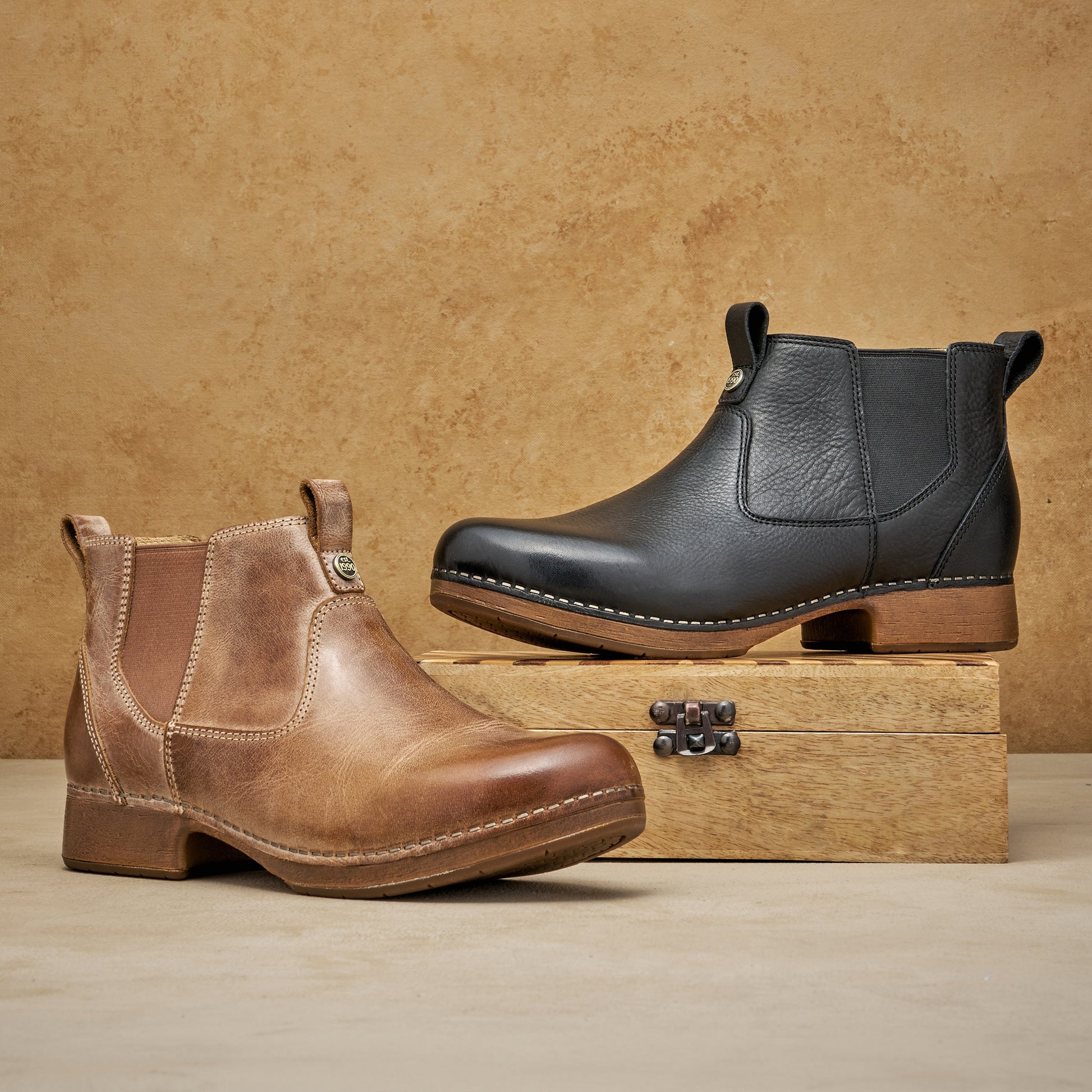 Dansko Michele Black Waxy Milled