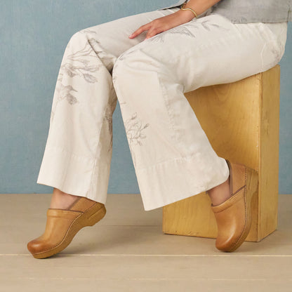 Dansko Wide Pro Honey Distressed
