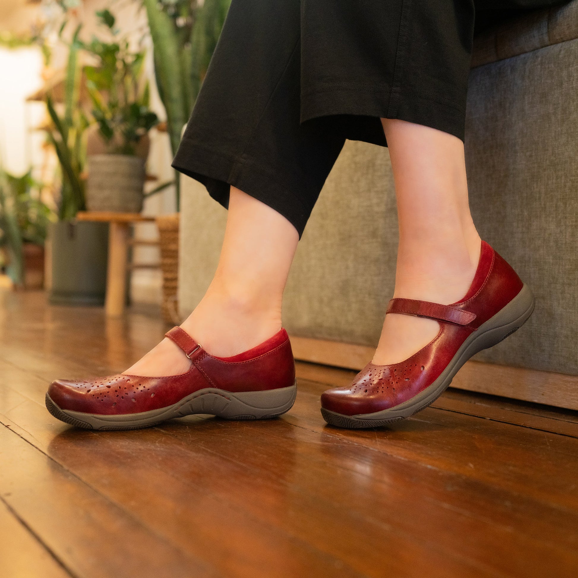 Dansko Stacy Red Waxy Burnished