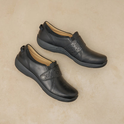 Dansko Sallie Wide Black Waxy Burnished
