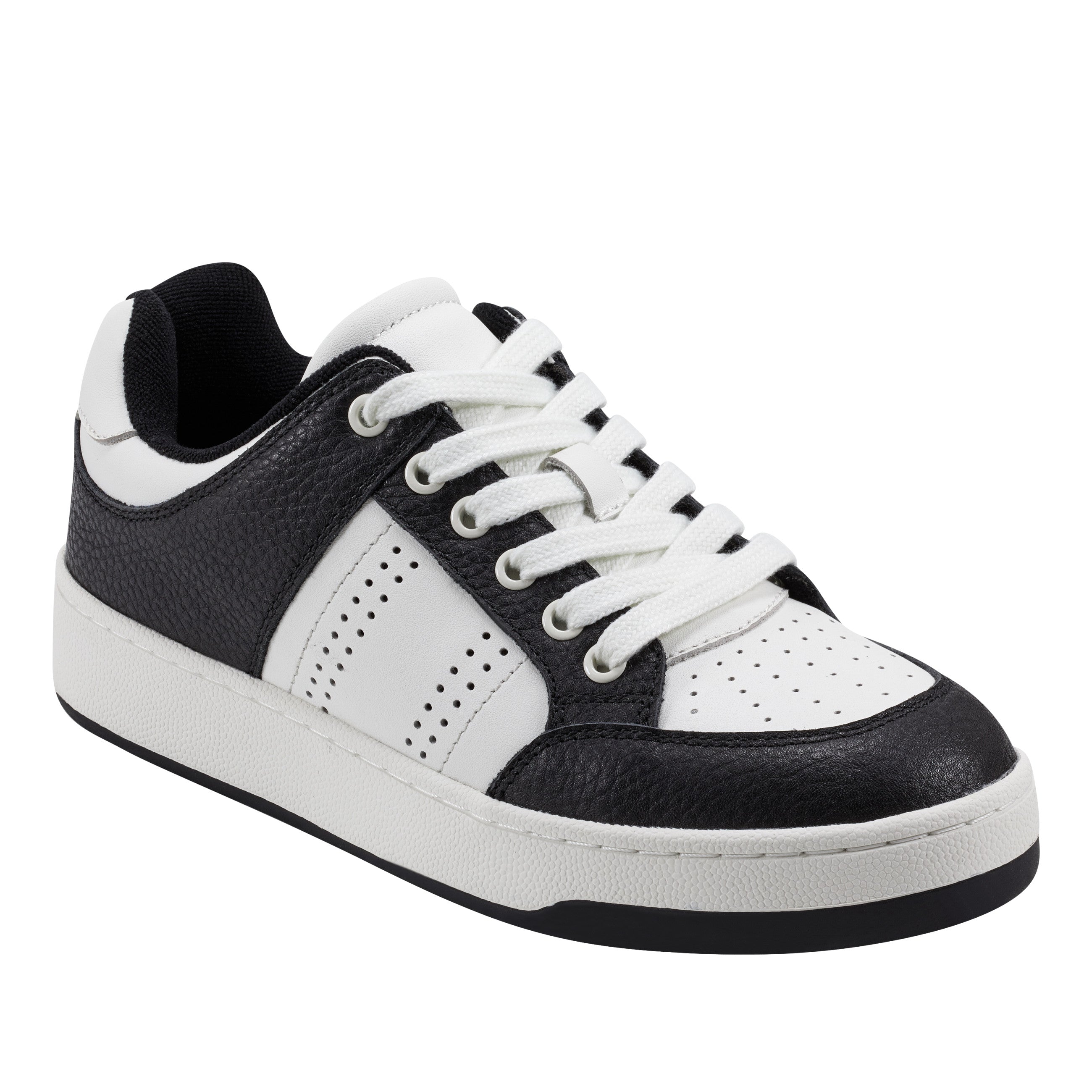 Marc Fisher Flynnt Laceup Sneaker | White/Black